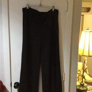 Chicos wide leg palazzo style pant travelers easy wash and dry
